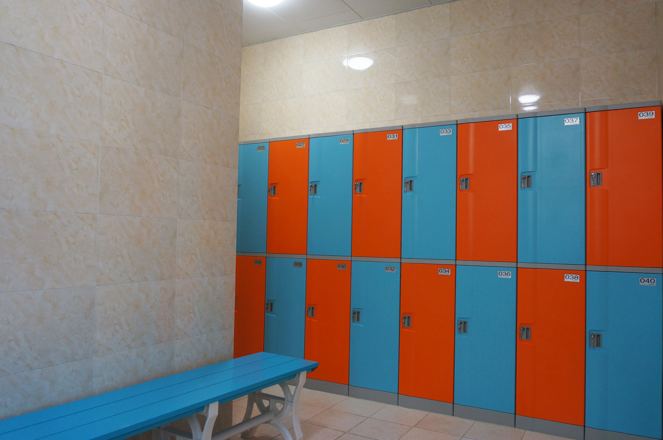 tủ locker tại khách sạn mường thanh
